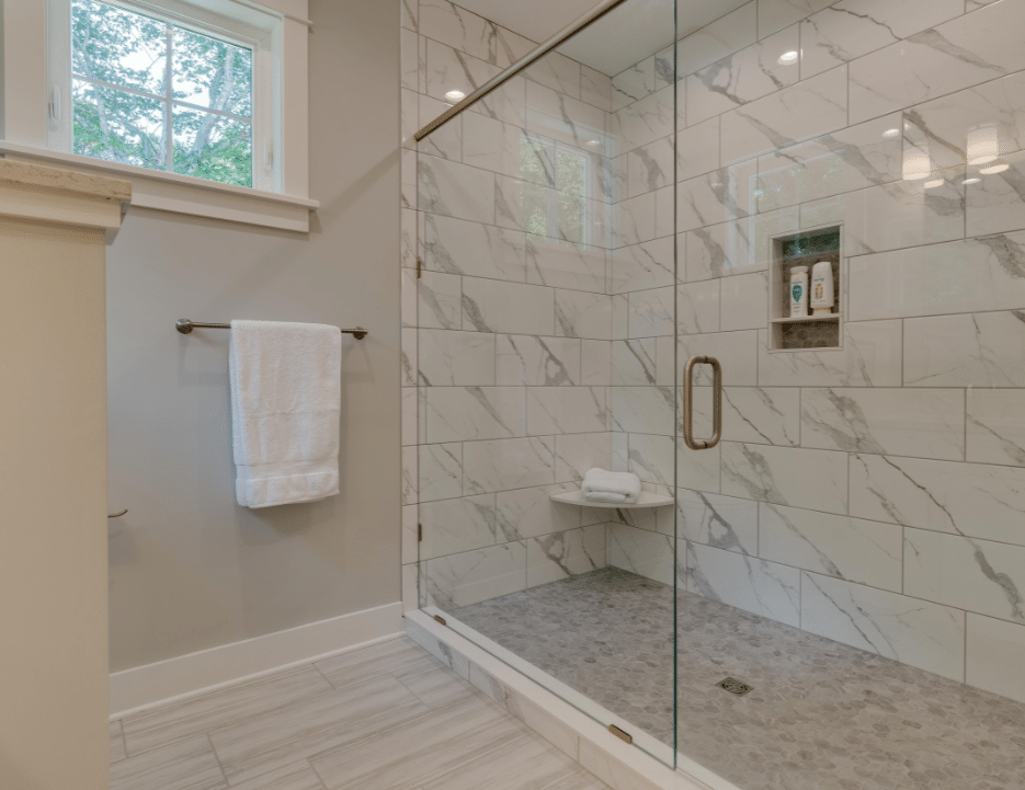 CHICAHAUK CRAFTSMAN STYLE HOME