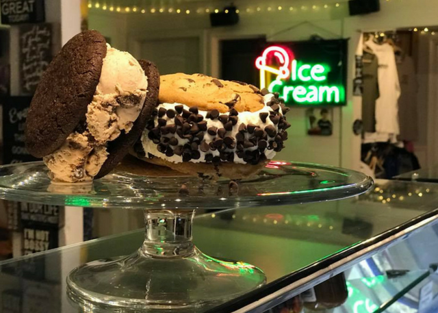 Booty Treat's ice cream Booty Treat's ice cream